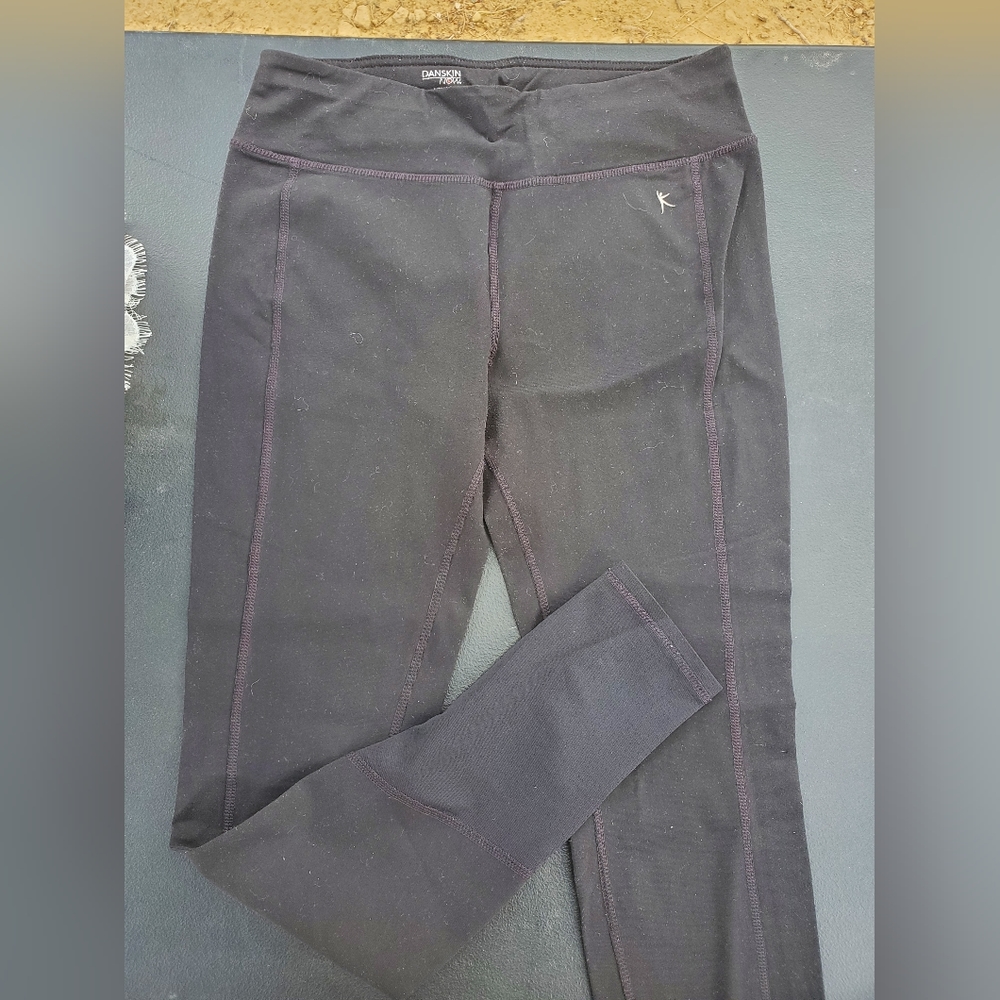 Danskin Now brand leggings
